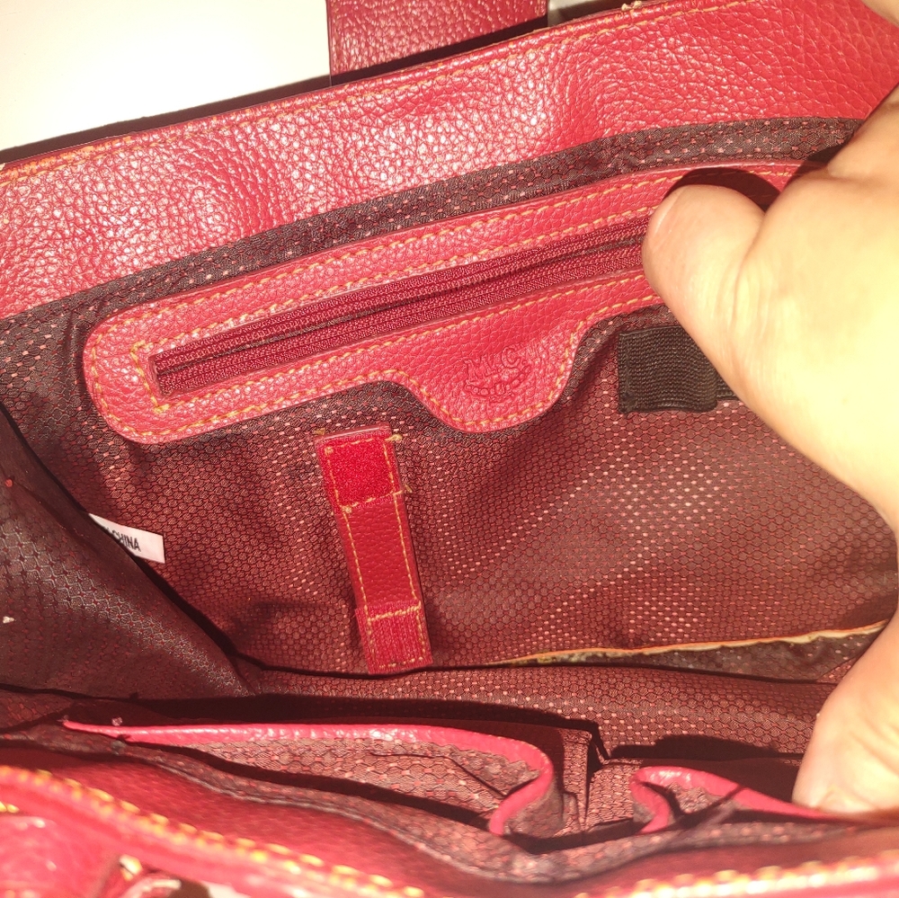 Woman's M.C Marc Chantel Red Hand bag - Picture 5 of 5